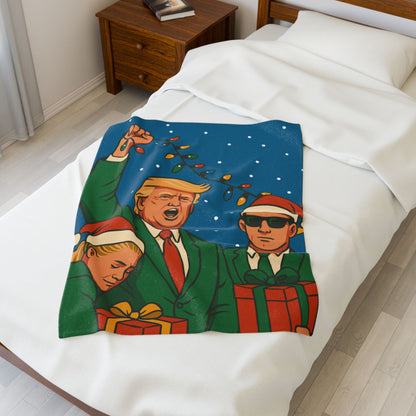 Holiday Famous Pose Plush Blanket